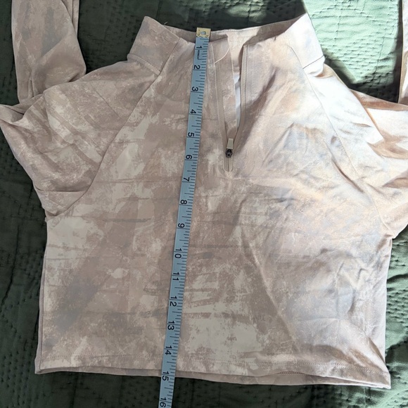 Mono B Camo Workout Set - Picture 9 of 10